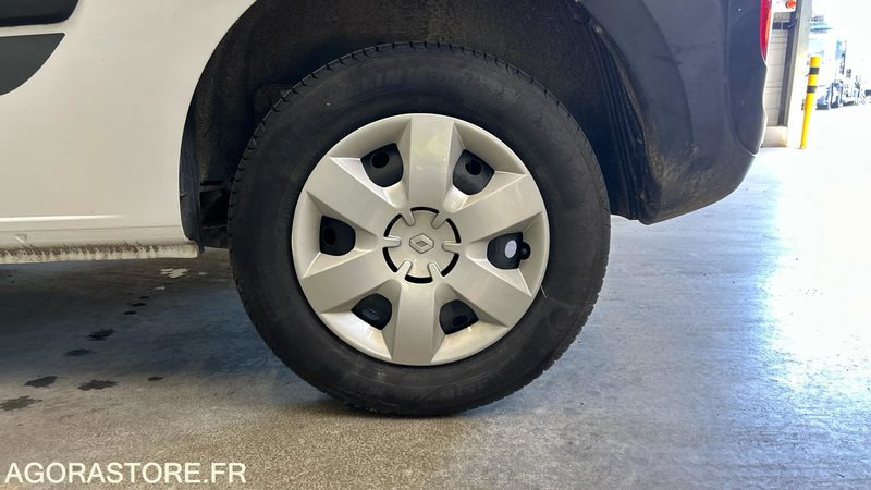RENAULT KANGOO II MOTRICITE RENFORCEE 1ERE MAIN 2018 97800KMS CT OK - Mali kombi: slika 5 RENAULT KANGOO II MOTRICITE RENFORCEE 1ERE MAIN 2018 97800KMS CT OK - Mali kombi: slika 5