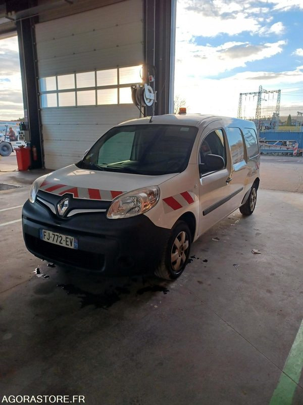 RENAULT KANGOO diesel - Année 2019 - 297.500 km - Mali kombi: slika 3 RENAULT KANGOO diesel - Année 2019 - 297.500 km - Mali kombi: slika 3
