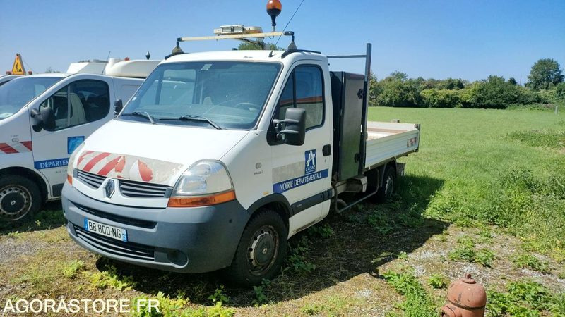 RENAULT MASTER - 2010 - 307041 KM - Furgon: slika 2 RENAULT MASTER - 2010 - 307041 KM - Furgon: slika 2