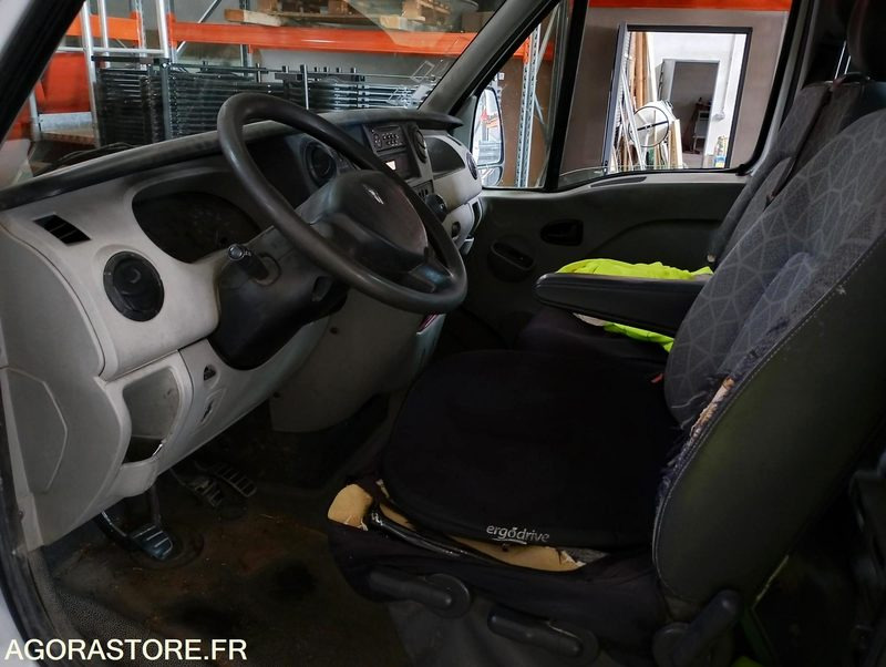 RENAULT MASTER BENNE - Dostavno vozilo kiper: slika 2 RENAULT MASTER BENNE - Dostavno vozilo kiper: slika 2