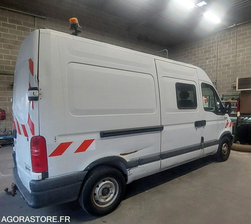 RENAULT MASTER II L2H2 94527 kms 1998 - Furgon: slika 2 RENAULT MASTER II L2H2 94527 kms 1998 - Furgon: slika 2
