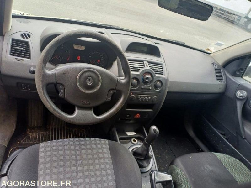 RENAULT MEGANE -152 169 KM - 2008 - BR-526-KR - Automobil: slika 2 RENAULT MEGANE -152 169 KM - 2008 - BR-526-KR - Automobil: slika 2