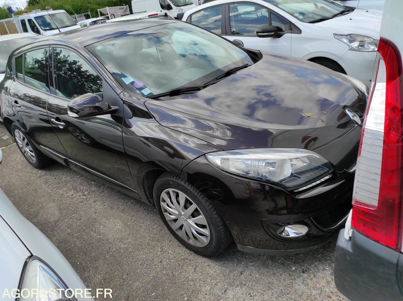 RENAULT MEGANE - Automobil: slika 2 RENAULT MEGANE - Automobil: slika 2