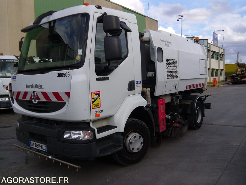 RENAULT MIDLUM 220.12 E5 - Balayeuse Châssis 5.5m3 - 2010 / 150000 KM (AY888WL) - Autočistilica: slika 1 RENAULT MIDLUM 220.12 E5 - Balayeuse Châssis 5.5m3 - 2010 / 150000 KM (AY888WL) - Autočistilica: slika 1