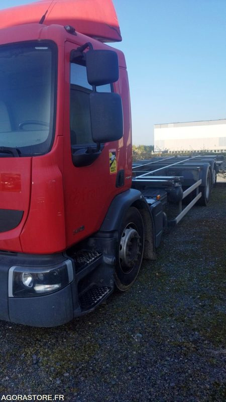 RENAULT PREMIUM 340 DXI - 2012 - 142852 km CJ-342-LE - Kamion za prevoz kontejnera/ Kamion sa promenjivim sandukom: slika 3 RENAULT PREMIUM 340 DXI - 2012 - 142852 km CJ-342-LE - Kamion za prevoz kontejnera/ Kamion sa promenjivim sandukom: slika 3