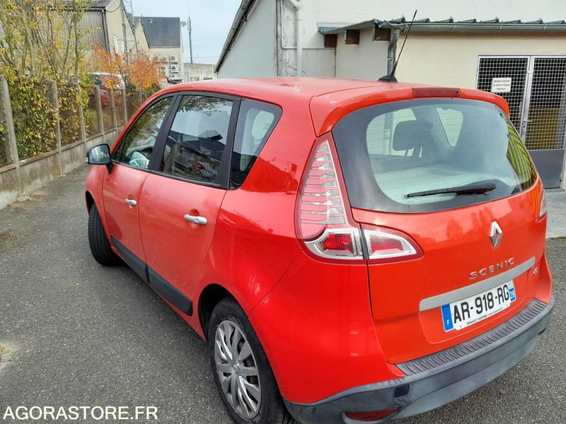 RENAULT SCENIC - Automobil: slika 3 RENAULT SCENIC - Automobil: slika 3