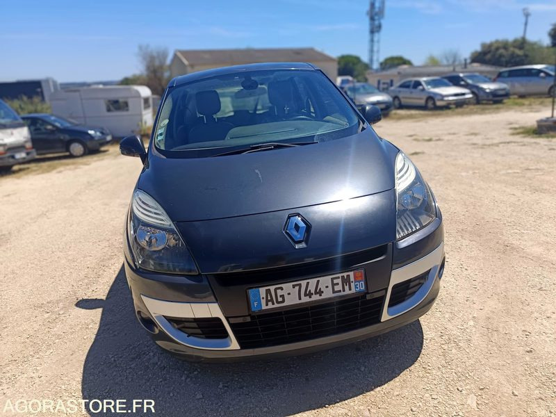 RENAULT SCENIC III 1.5 DCI 110CV - 2009 - 155000KMS - Automobil: slika 3 RENAULT SCENIC III 1.5 DCI 110CV - 2009 - 155000KMS - Automobil: slika 3