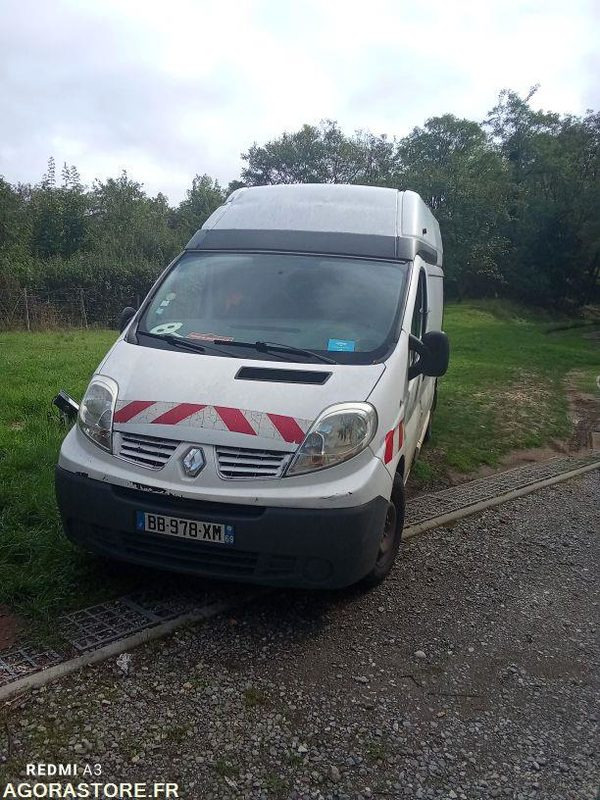 RENAULT TRAFIC - Furgon: slika 2 RENAULT TRAFIC - Furgon: slika 2