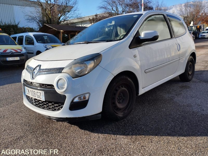 RENAULT TWINGO II _ mot. 1.2i 16V LEV 16V eco2 75cv _ CM-108-GZ - Automobil: slika 3 RENAULT TWINGO II _ mot. 1.2i 16V LEV 16V eco2 75cv _ CM-108-GZ - Automobil: slika 3