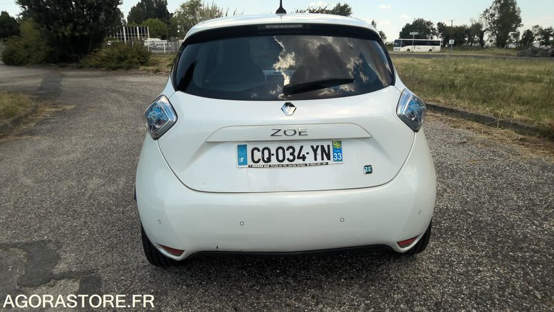 RENAULT ZOE 2013 116000 KMS PAS DE LOCATION BATTERIE - Automobil: slika 5 RENAULT ZOE 2013 116000 KMS PAS DE LOCATION BATTERIE - Automobil: slika 5
