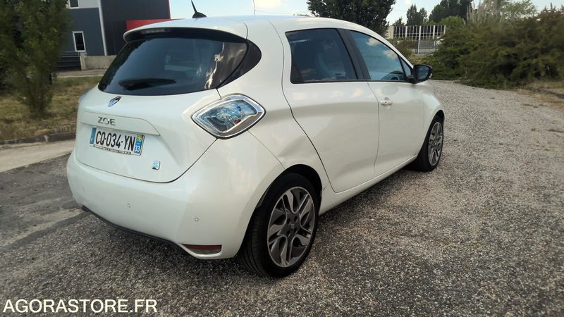 RENAULT ZOE 2013 116000 KMS PAS DE LOCATION BATTERIE - Automobil: slika 3 RENAULT ZOE 2013 116000 KMS PAS DE LOCATION BATTERIE - Automobil: slika 3