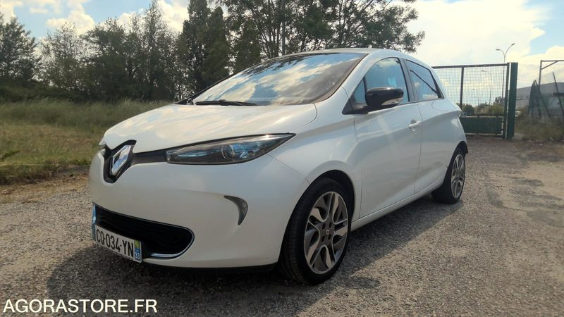 RENAULT ZOE 2013 116000 KMS PAS DE LOCATION BATTERIE - Automobil: slika 1 RENAULT ZOE 2013 116000 KMS PAS DE LOCATION BATTERIE - Automobil: slika 1