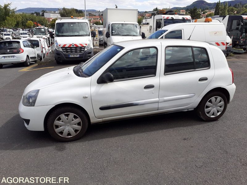 Renault Clio 1.2 16v 75 cv 5 portes - Automobil: slika 2 Renault Clio 1.2 16v 75 cv 5 portes - Automobil: slika 2