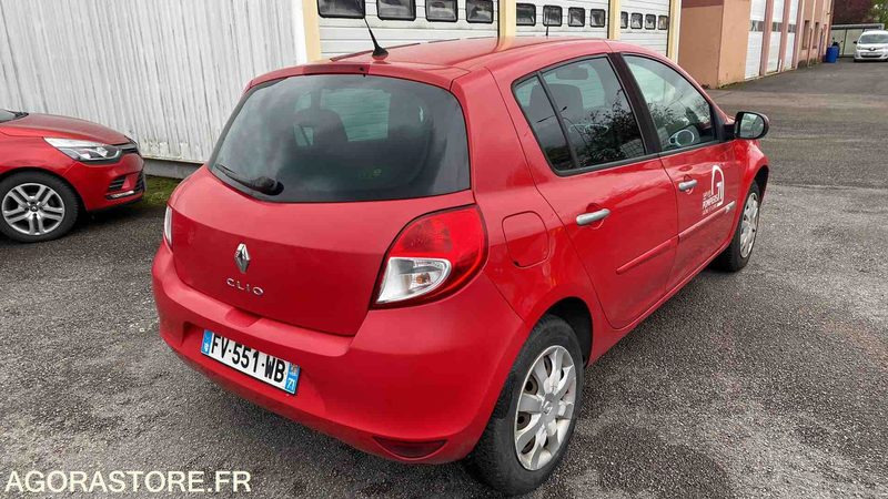 Renault - Clio - 2009 - 287311KMS - FV551WB - Automobil: slika 4 Renault - Clio - 2009 - 287311KMS - FV551WB - Automobil: slika 4