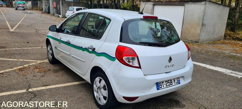 Renault Clio 3 1.5DCI - Automobil: slika 4 Renault Clio 3 1.5DCI - Automobil: slika 4