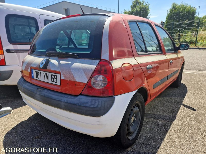 Renault Clio - 781YW69 - Automobil: slika 3 Renault Clio - 781YW69 - Automobil: slika 3