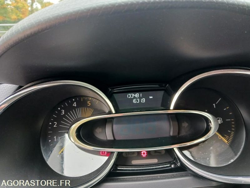 Automobil Renault Clio IV 5 Portes 1.5 dCi FAP Energy eco2 S&S 90 cv: slika 13 Automobil Renault Clio IV 5 Portes 1.5 dCi FAP Energy eco2 S&S 90 cv: slika 13
