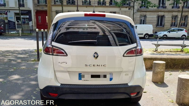 Renault Grand Scenic III Phase 2 1.5 dCi eco2 Rallongé - Automobil: slika 3 Renault Grand Scenic III Phase 2 1.5 dCi eco2 Rallongé - Automobil: slika 3