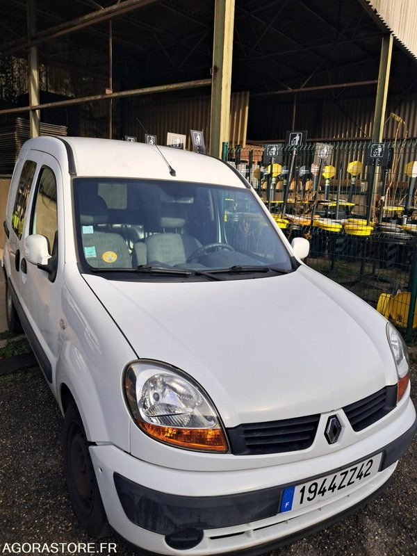 Renault Kangoo - 2006 - 75766kms - 1944 ZZ 42 - Mali kombi: slika 2 Renault Kangoo - 2006 - 75766kms - 1944 ZZ 42 - Mali kombi: slika 2
