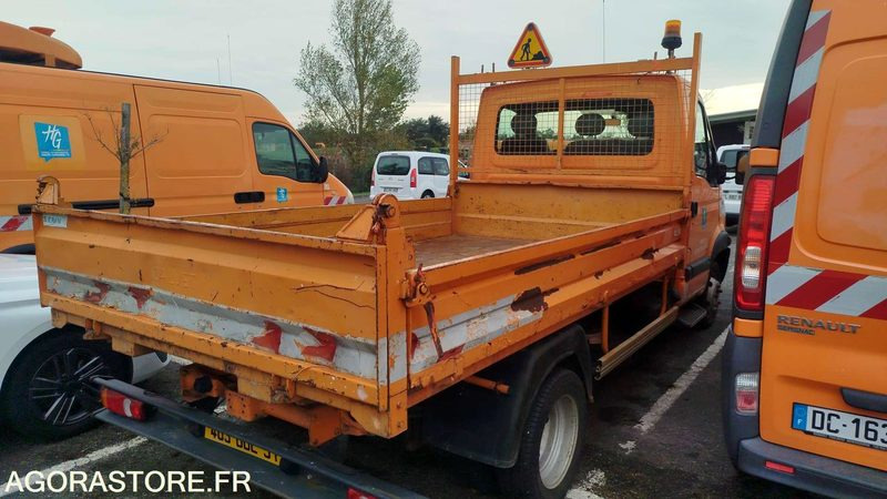 Renault Mascott - 2003 - 191219km - 463BDE31 - Dostavno vozilo kiper: slika 4 Renault Mascott - 2003 - 191219km - 463BDE31 - Dostavno vozilo kiper: slika 4