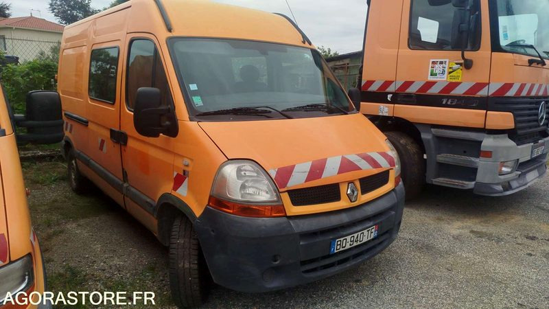 Renault - Master - 2004 - 299292km - BQ-940-TF - Furgon: slika 2 Renault - Master - 2004 - 299292km - BQ-940-TF - Furgon: slika 2