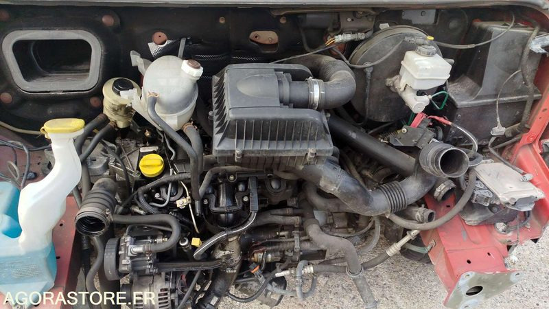 Renault Master - 2005 - Furgon: slika 5 Renault Master - 2005 - Furgon: slika 5