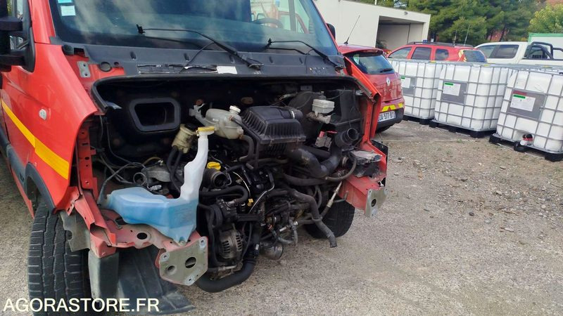 Renault Master - 2005 - Furgon: slika 4 Renault Master - 2005 - Furgon: slika 4