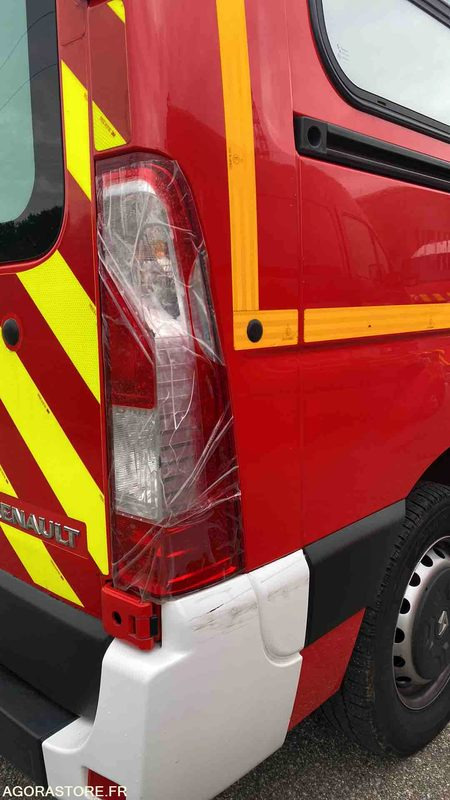 Renault Master III dci 125 - 18/06/2014 - Vozilo hitne pomoći: slika 5 Renault Master III dci 125 - 18/06/2014 - Vozilo hitne pomoći: slika 5