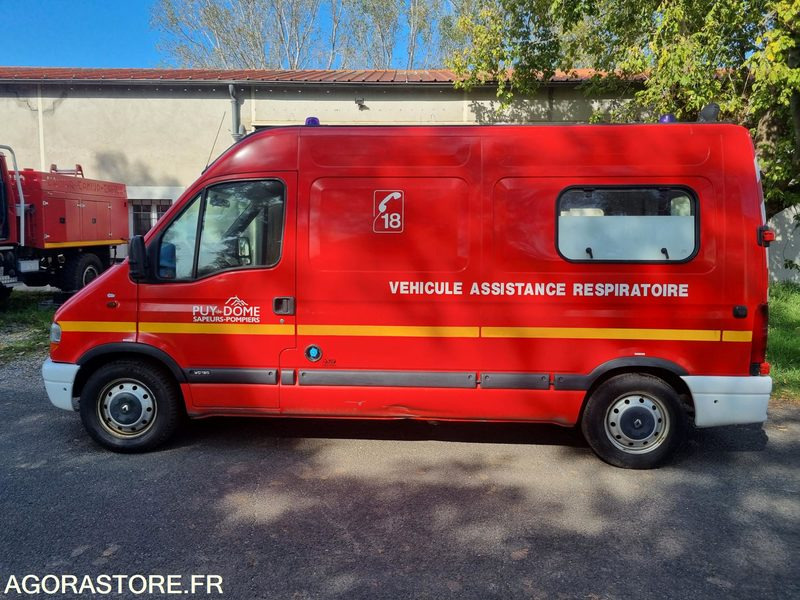 Renault Master L2 H2 - CV 642 KM - Compresseur - 2002 - Furgon: slika 2 Renault Master L2 H2 - CV 642 KM - Compresseur - 2002 - Furgon: slika 2