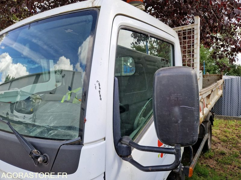 Renault Maxity - 2008 - 186709 -EL304DR - Dostavno vozilo kiper: slika 4 Renault Maxity - 2008 - 186709 -EL304DR - Dostavno vozilo kiper: slika 4