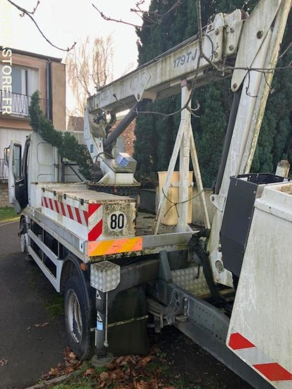 Vazdušna platforma montirana na kamion Renault Midliner (Nacelle) 2003 - 18441 kms: slika 6