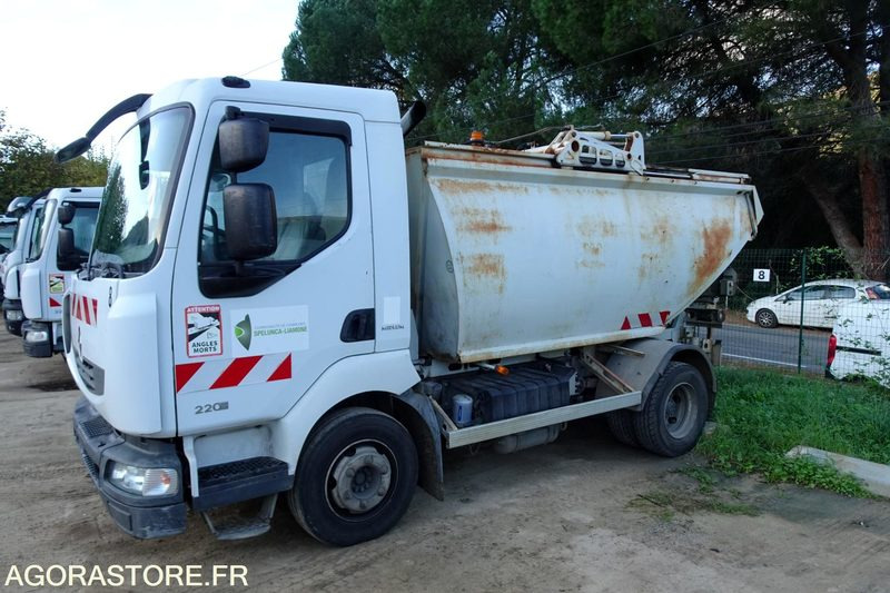 Renault Midlum 220 DXI - Kamion za smeće: slika 2 Renault Midlum 220 DXI - Kamion za smeće: slika 2