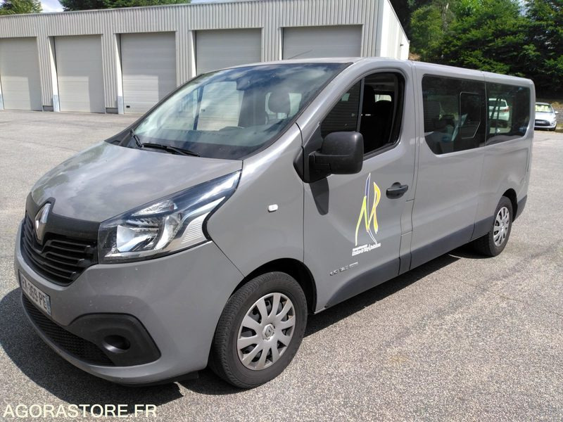 Renault Trafic 2017 114300 kms - Minibus, Putnički kombi: slika 1 Renault Trafic 2017 114300 kms - Minibus, Putnički kombi: slika 1