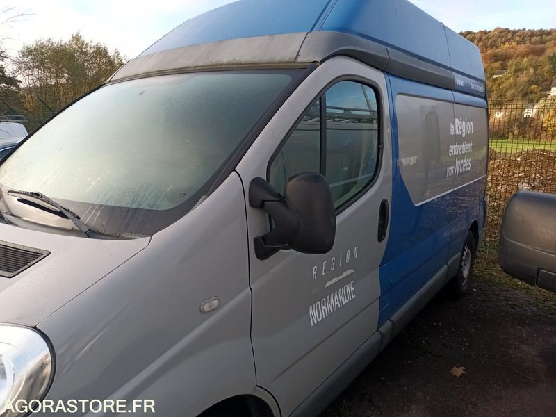 Renault Trafic – Diesel – 2010-101 000 km - Furgon: slika 2 Renault Trafic – Diesel – 2010-101 000 km - Furgon: slika 2