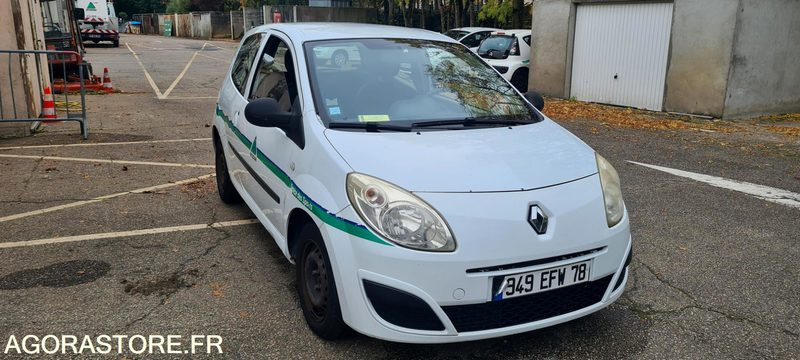 Renault Twingo 1.2l 16v - Automobil: slika 2 Renault Twingo 1.2l 16v - Automobil: slika 2