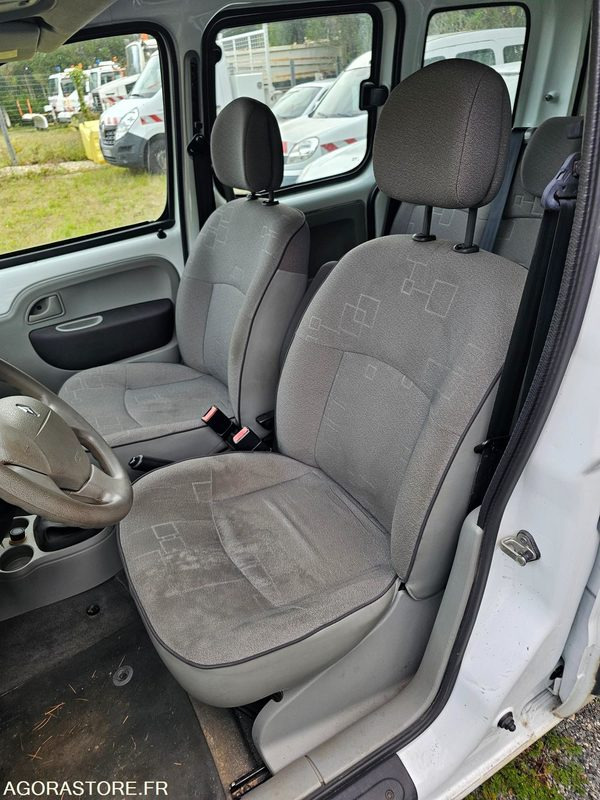Renault kangoo - 2007 - 243472km - 1330WN28 - Automobil: slika 5 Renault kangoo - 2007 - 243472km - 1330WN28 - Automobil: slika 5