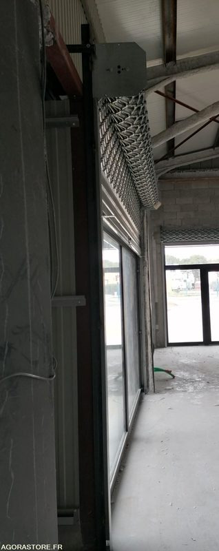 Rideau métallique SOMAFI - Instrument/ Oprema: slika 4 Rideau métallique SOMAFI - Instrument/ Oprema: slika 4