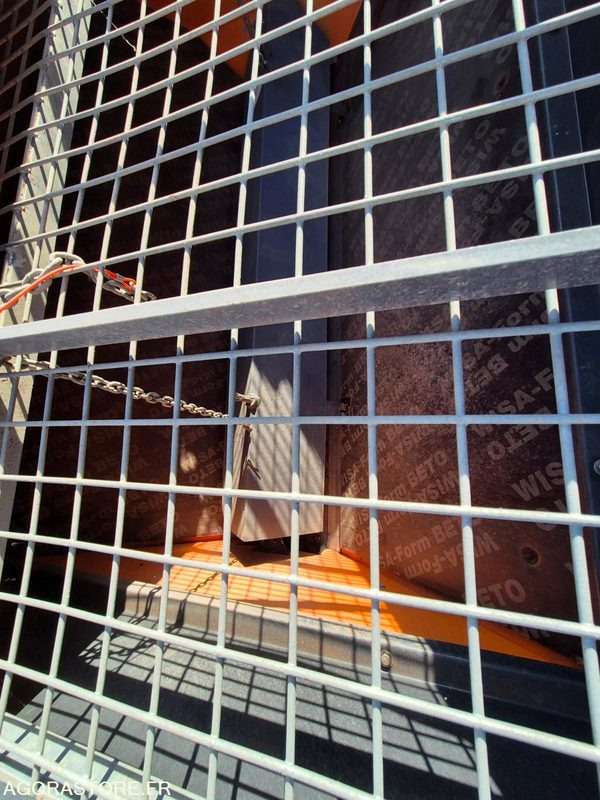 SALEUSE EPOKE S-2300 E 2000 AVEC MOTEUR AUXILIAIRE - Baštenska oprema: slika 5 SALEUSE EPOKE S-2300 E 2000 AVEC MOTEUR AUXILIAIRE - Baštenska oprema: slika 5