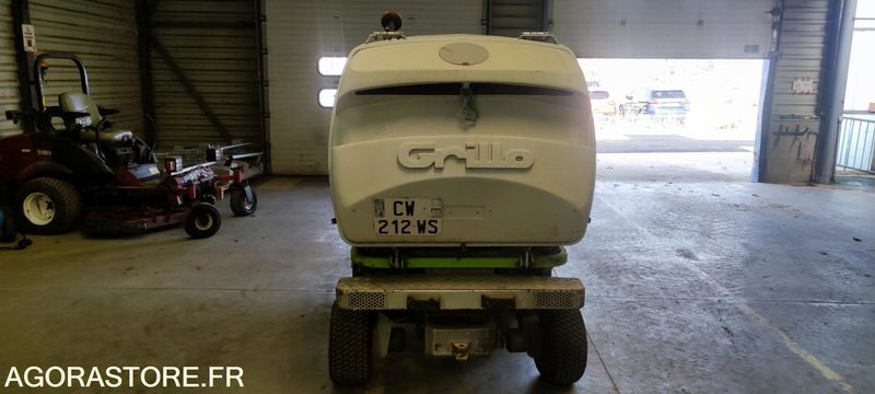 TONDEUSE GRILLO FD 2200 4WD - Baštenska kosačica: slika 4 TONDEUSE GRILLO FD 2200 4WD - Baštenska kosačica: slika 4