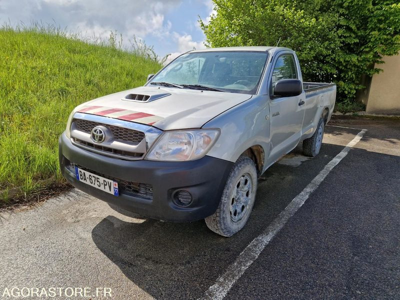 TOYOTA HILLUX - BA675PV - 2010 / 141 633 KM - Automobil: slika 1 TOYOTA HILLUX - BA675PV - 2010 / 141 633 KM - Automobil: slika 1