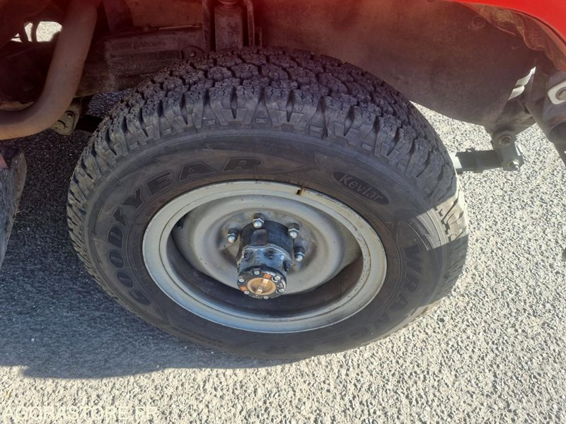 TOYOTA LAND CRUISER 4X4 - 10473kms - 1992 - SUV: slika 5 TOYOTA LAND CRUISER 4X4 - 10473kms - 1992 - SUV: slika 5