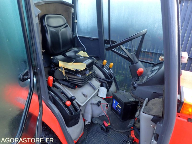 TRACTEUR KUBOTA BX2350 - Traktor: slika 5 TRACTEUR KUBOTA BX2350 - Traktor: slika 5