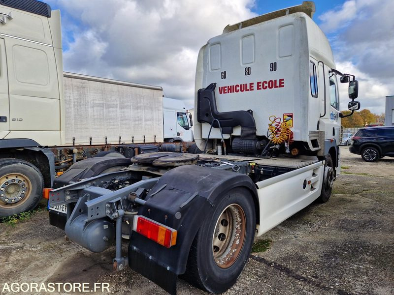 DAF CF 85.360 - 2012 - 241565 Kms - CB337EY - Tegljač: slika 3 DAF CF 85.360 - 2012 - 241565 Kms - CB337EY - Tegljač: slika 3
