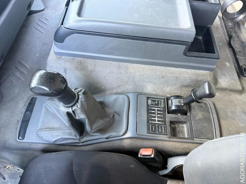 Tegljač RENAULT 320 DCI - 2006 - 549 396km: slika 9 Tegljač RENAULT 320 DCI - 2006 - 549 396km: slika 9