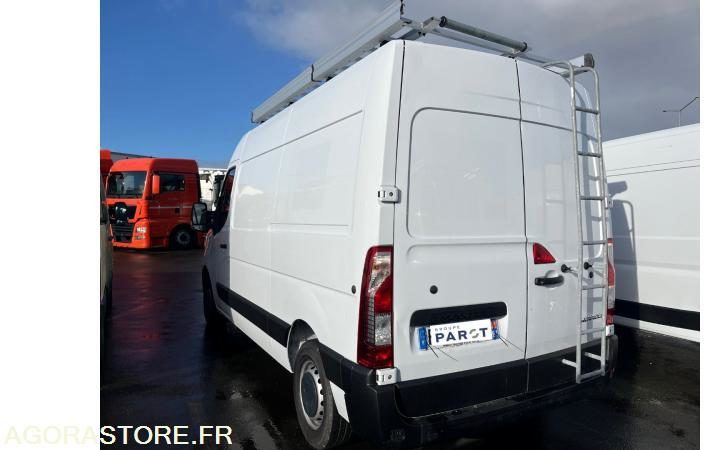 RENAULT MASTER - 2021 - 167 829KM - Tegljač: slika 4 RENAULT MASTER - 2021 - 167 829KM - Tegljač: slika 4