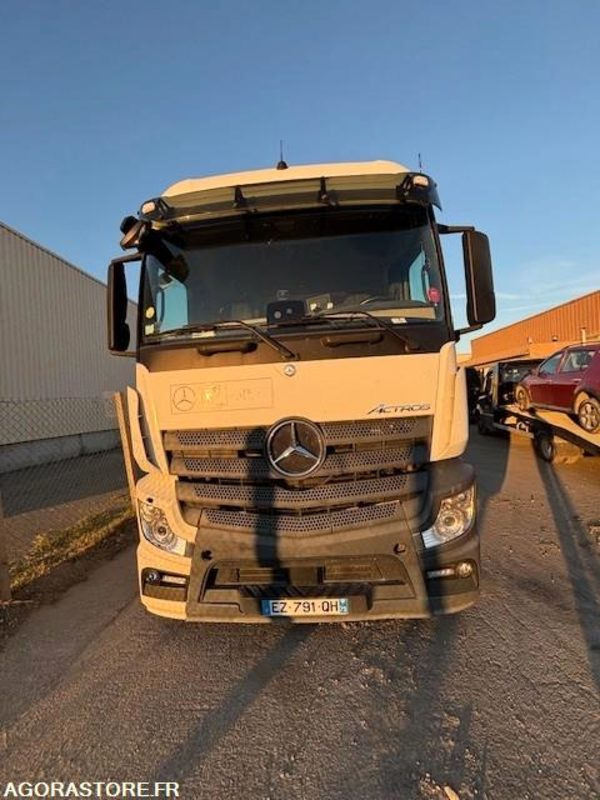 TRACTEUR 4X2 MERCEDES ACTROS 1845 2018 385 000 KM + BENNE ALUMINIUM SHMITZ 2016 - Tegljač: slika 2 TRACTEUR 4X2 MERCEDES ACTROS 1845 2018 385 000 KM + BENNE ALUMINIUM SHMITZ 2016 - Tegljač: slika 2