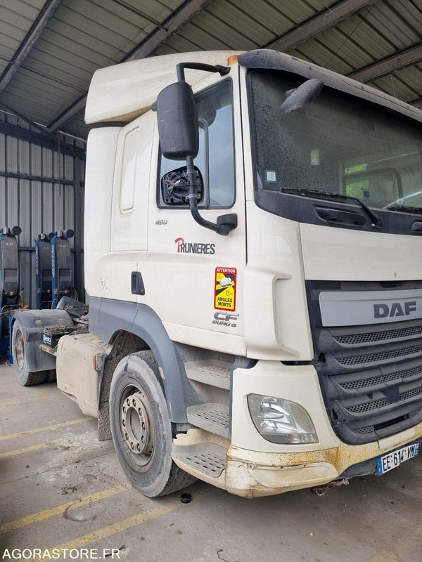 Tracteur DAF 4x2 CF - 2016 / 309955 KM - Tegljač: slika 2 Tracteur DAF 4x2 CF - 2016 / 309955 KM - Tegljač: slika 2