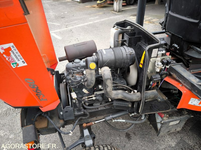 Tondeuse KUBOTA F3680 3688 heures 2013 - Baštenska kosačica: slika 3 Tondeuse KUBOTA F3680 3688 heures 2013 - Baštenska kosačica: slika 3