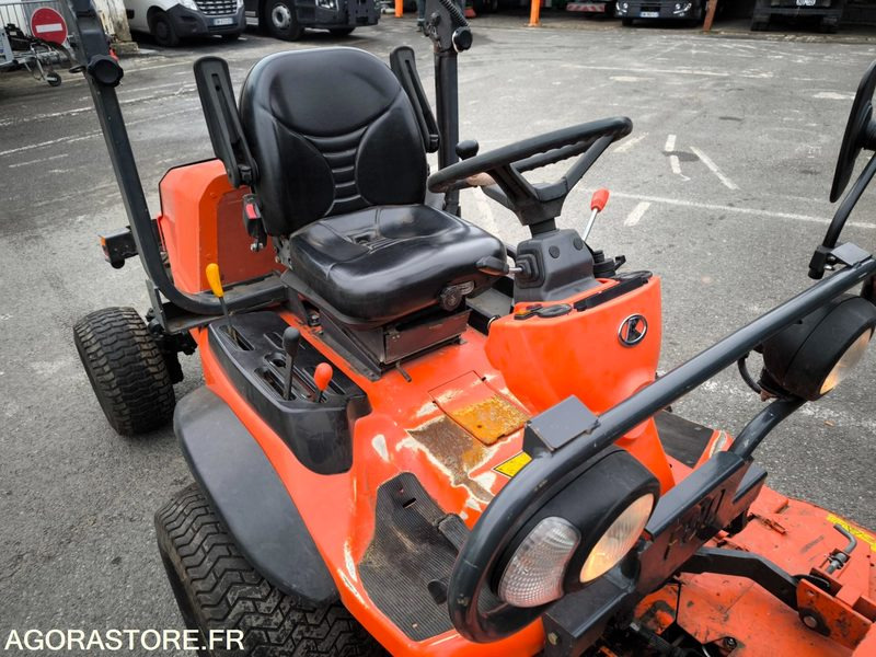 Tondeuse KUBOTA F3680 3688 heures 2013 - Baštenska kosačica: slika 2 Tondeuse KUBOTA F3680 3688 heures 2013 - Baštenska kosačica: slika 2