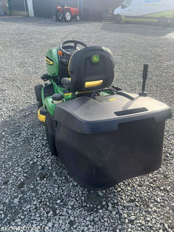 Tracteur tondeuse John deere x305r - Baštenska kosačica: slika 4 Tracteur tondeuse John deere x305r - Baštenska kosačica: slika 4